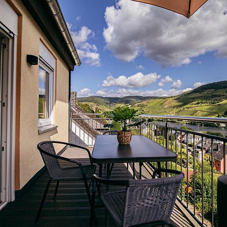 Sky Apartment, Blick Zur Mosel, Grosser Balkon, Kaffeemaschine, Smart Tv Zell an der Mosel Exterior photo
